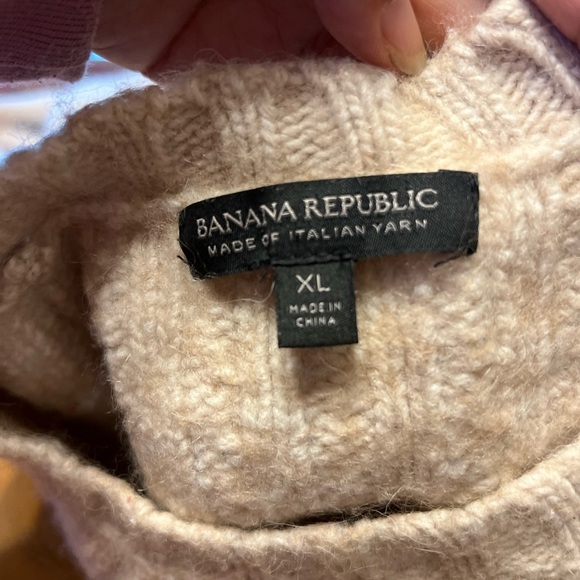 Banana Republic Light Beige Cable Knit Sweater Sz XL - Picture 8 of 10